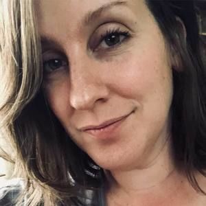 Meet your Posher, Hillary